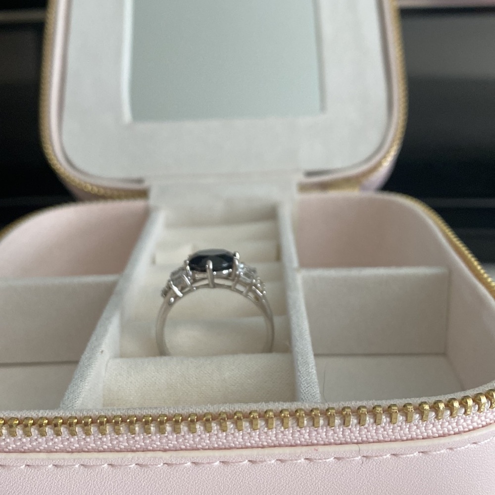 Genuine Black Spinel / White Topaz Ring. - Picture 4 of 7